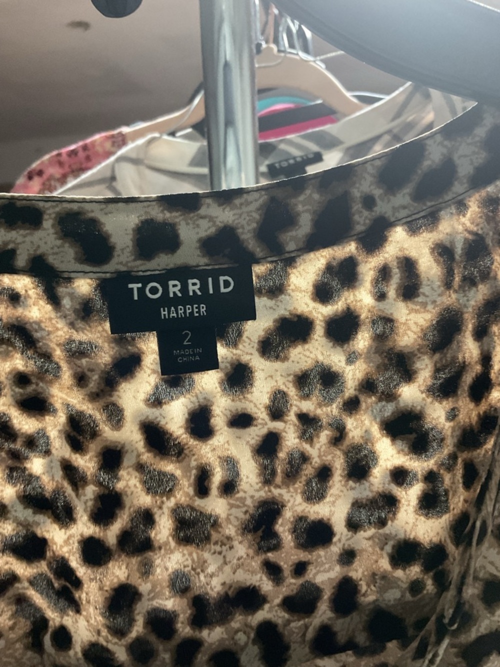Torrid Leopard Print Top in Beige, Black & Brown - Picture 2 of 2